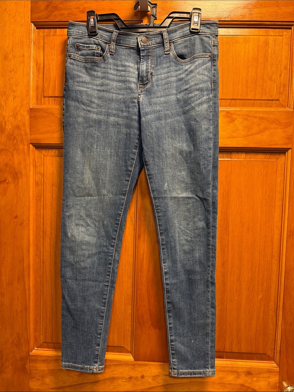 Banana Republic Skinny Jeans in Medium Blue Wash